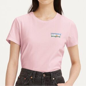 Levi’s Logo Print Soft pink T Shirt Womens Size XS